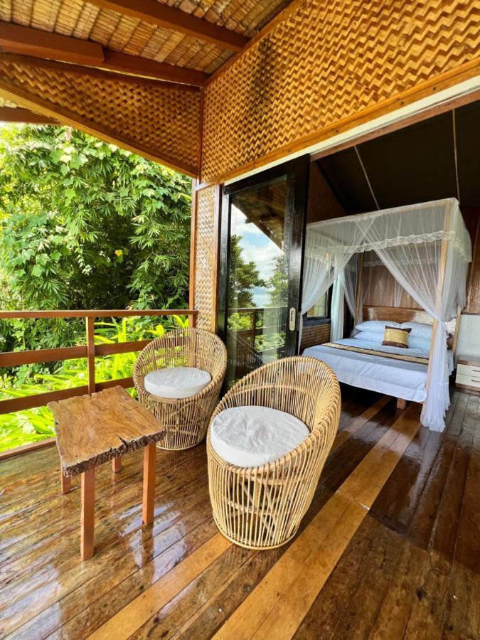 Ursula Beach Resort El Nido Exterior photo